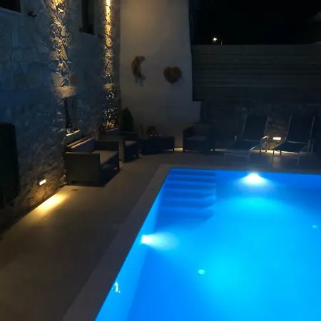 Willa Charonia Spanokhórion